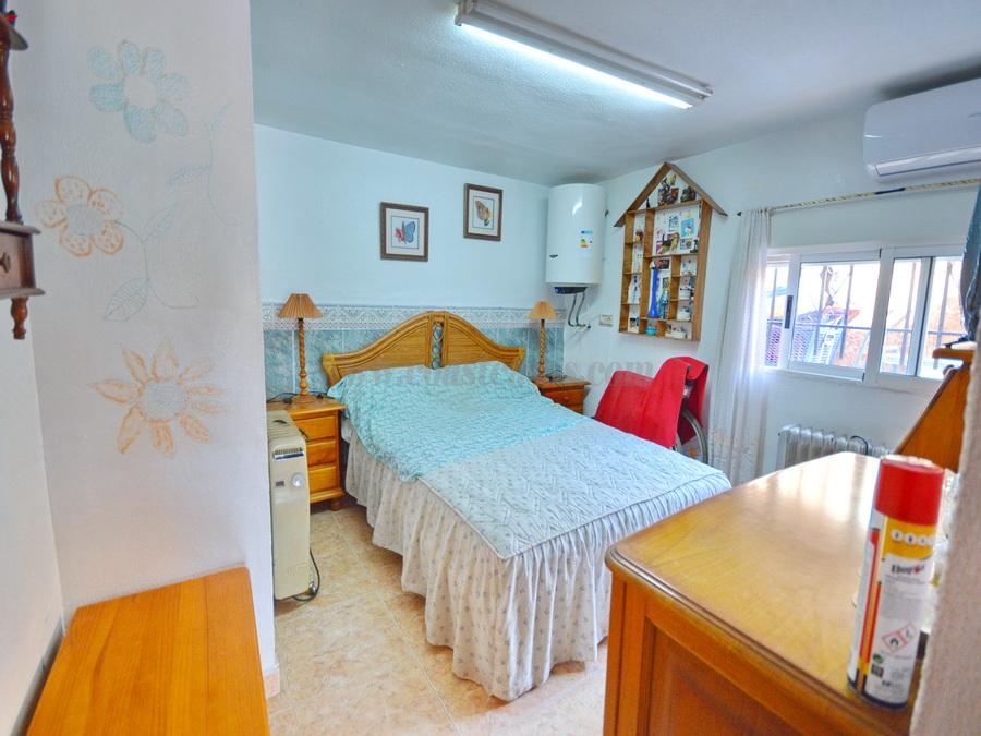 Verkoop van kleine villa in Orihuela Costa