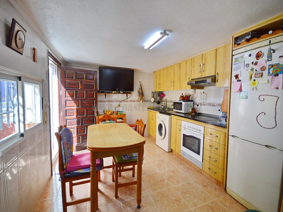Verkoop van kleine villa in Orihuela Costa