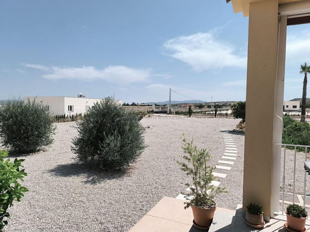 Venta de villa en Pinoso