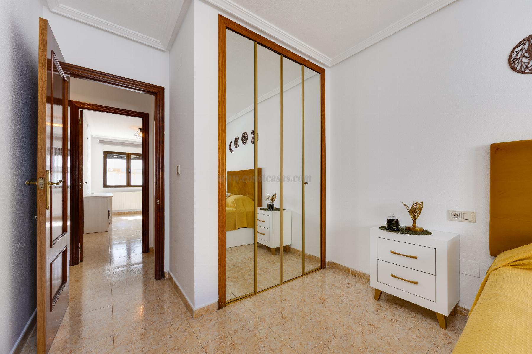 Venta de apartamento en San Miguel de Salinas