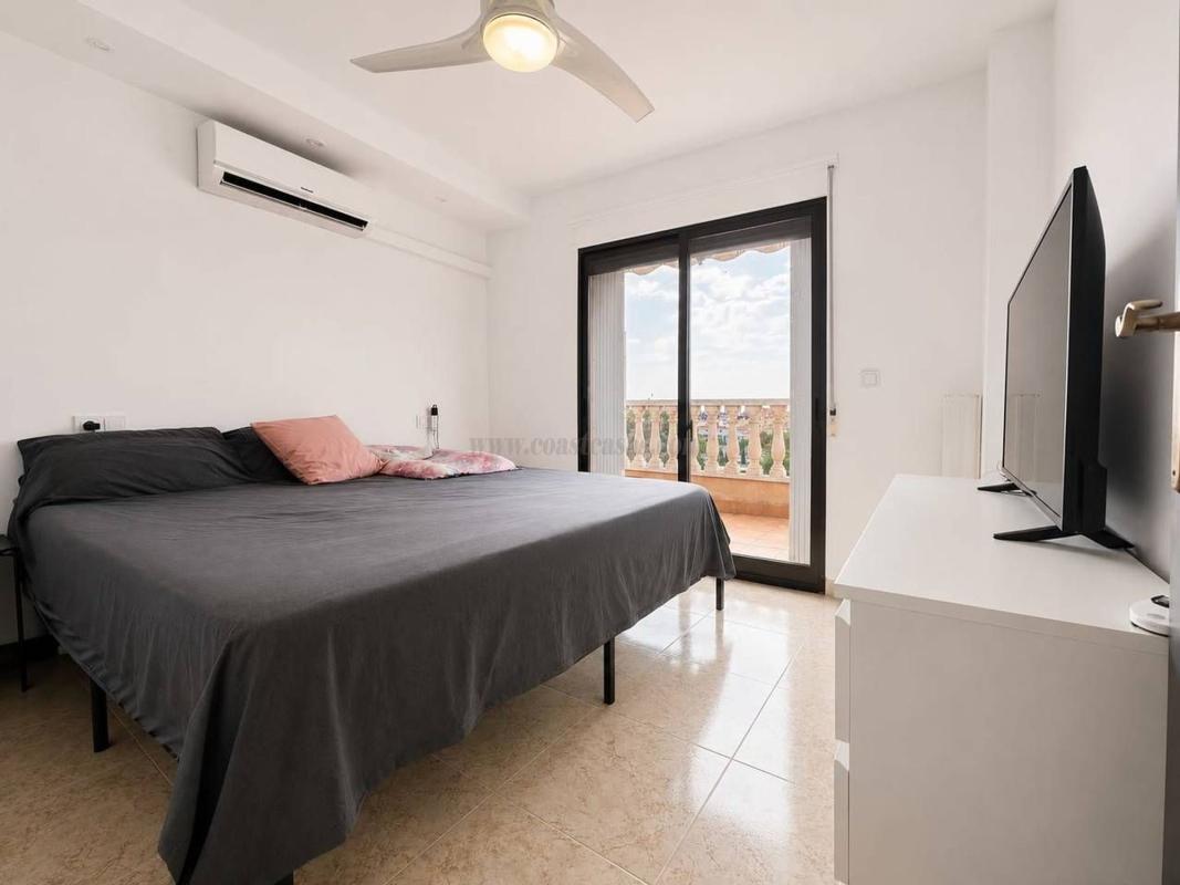 Venta de villa en Orihuela