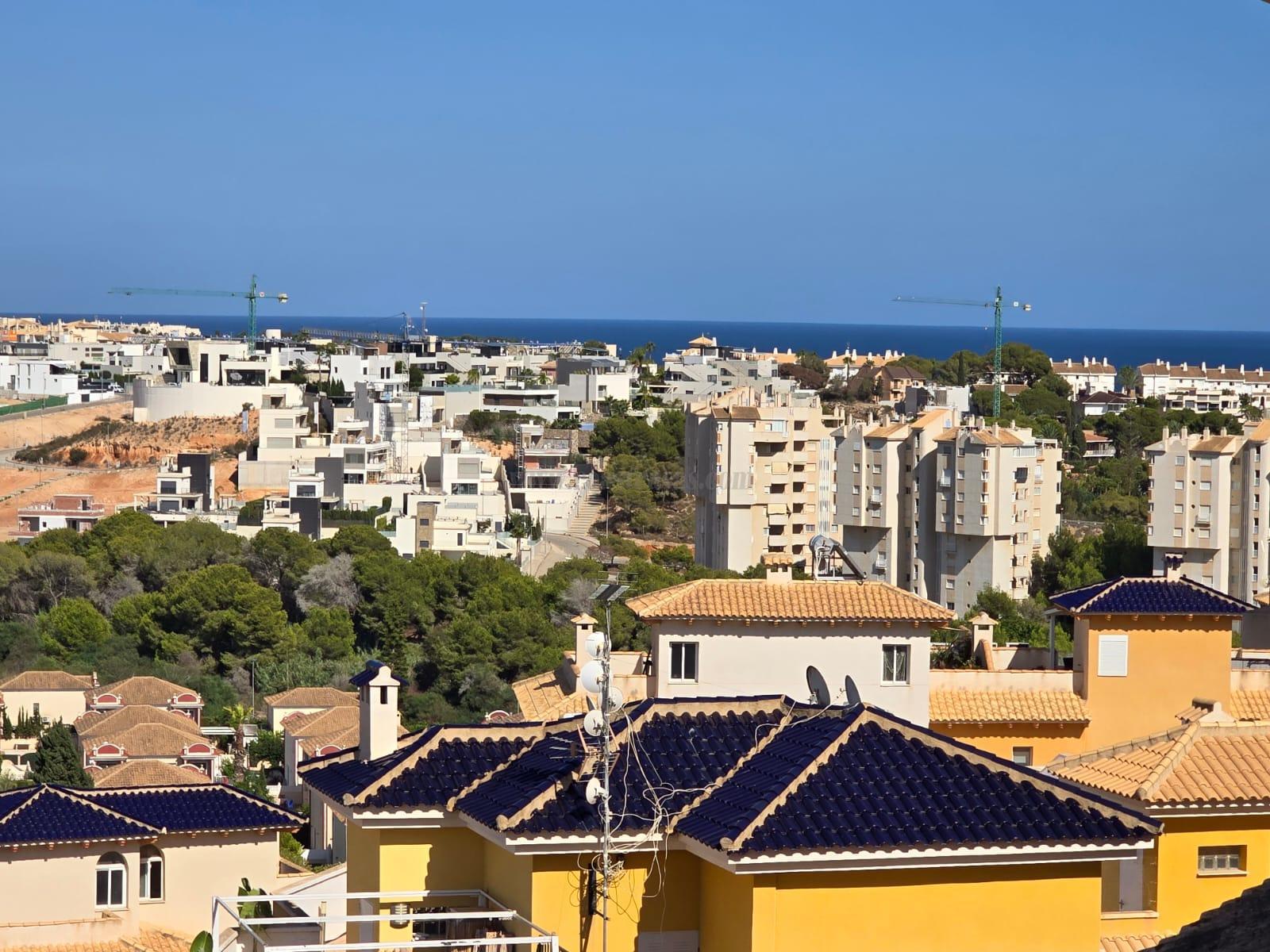 Zu verkaufen von appartement in
 Orihuela Costa