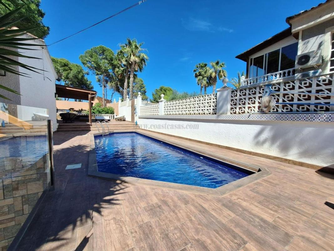 Venta de villa en Pilar de la Horadada