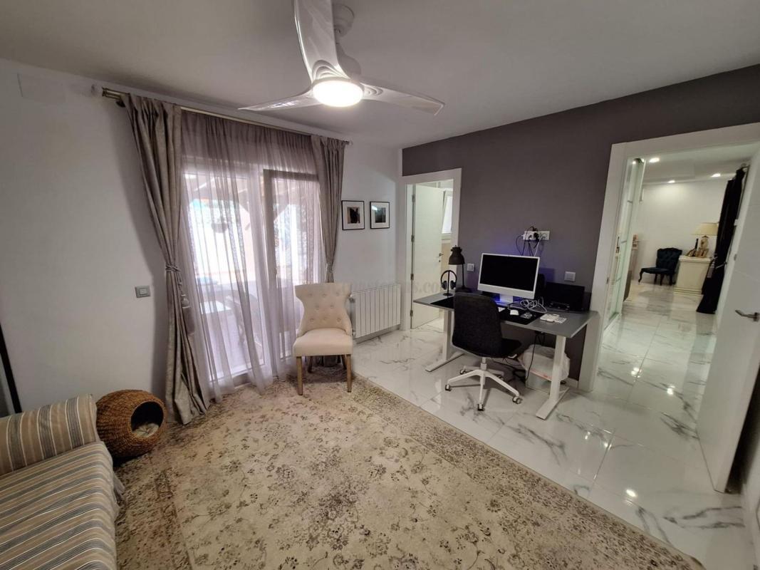 Venta de villa en Pilar de la Horadada