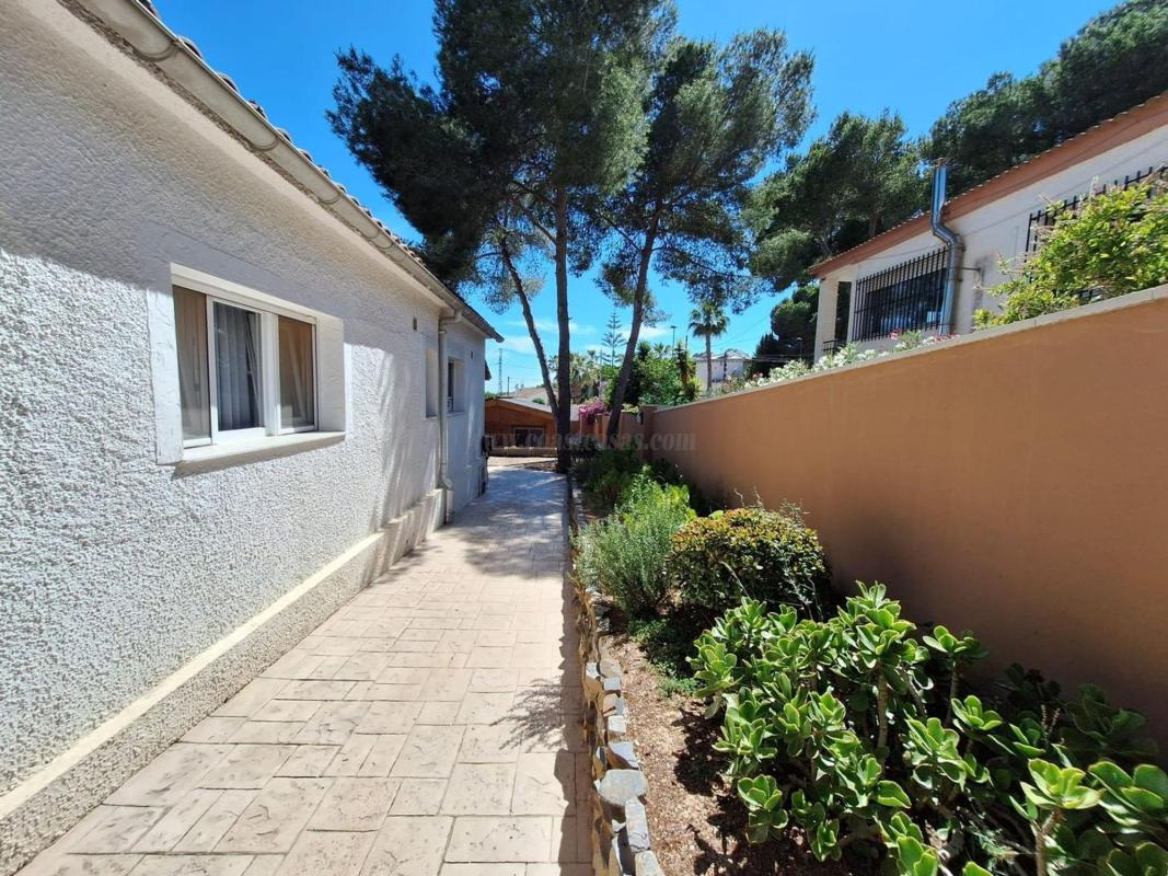 Venta de villa en Pilar de la Horadada