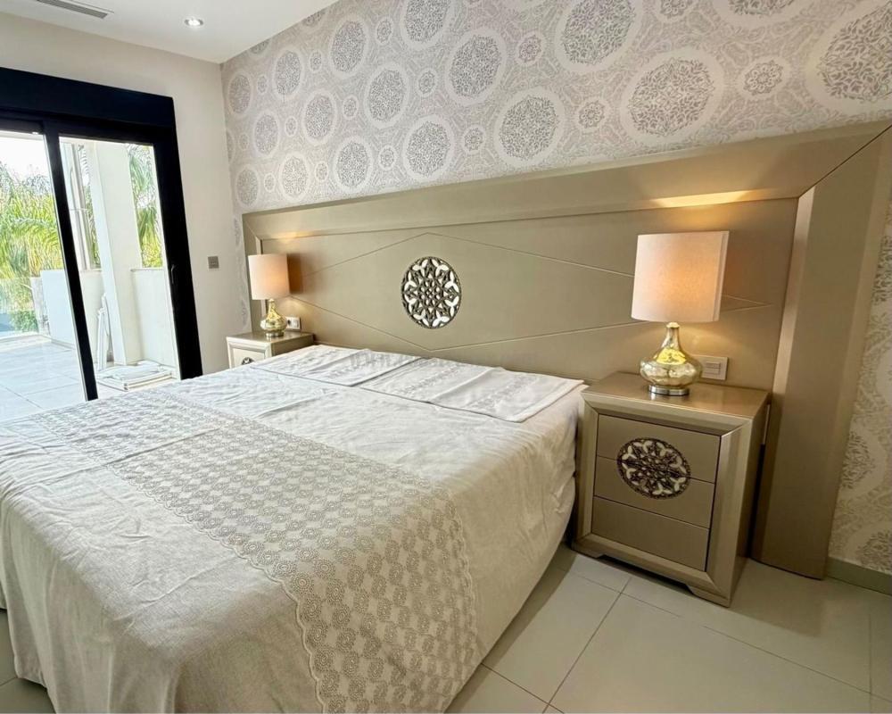 Venta de villa en Rojales