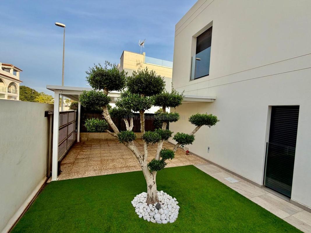 Venta de villa en Rojales