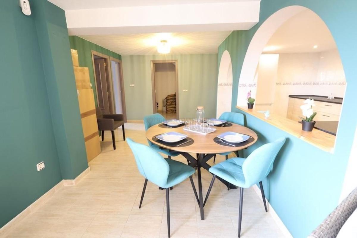 Venta de villa en San Miguel de Salinas