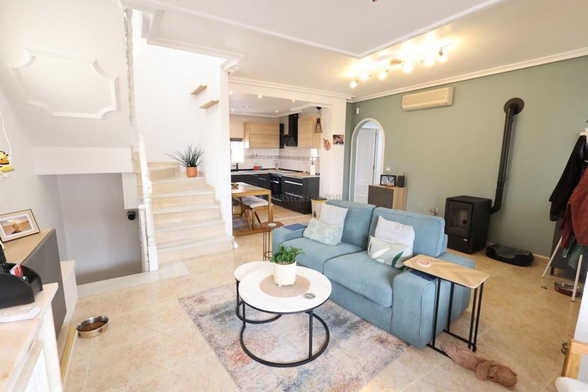 Venta de villa en San Miguel de Salinas