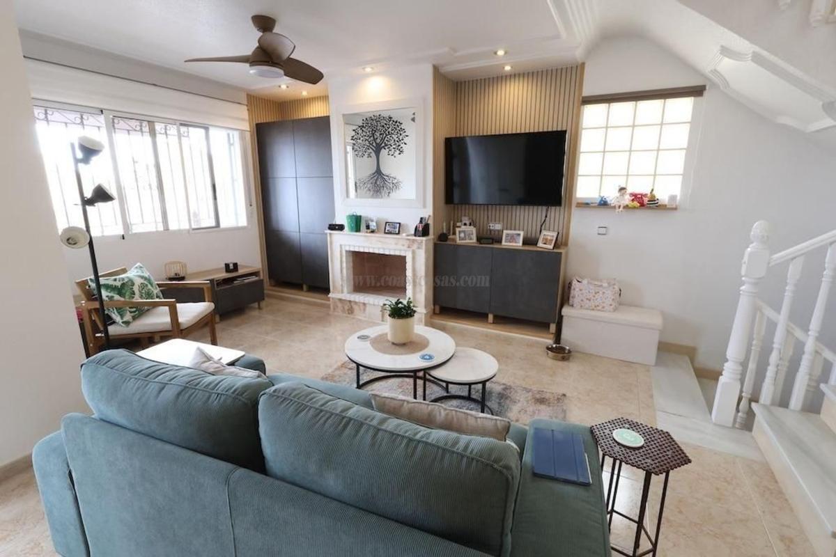 Venta de villa en San Miguel de Salinas
