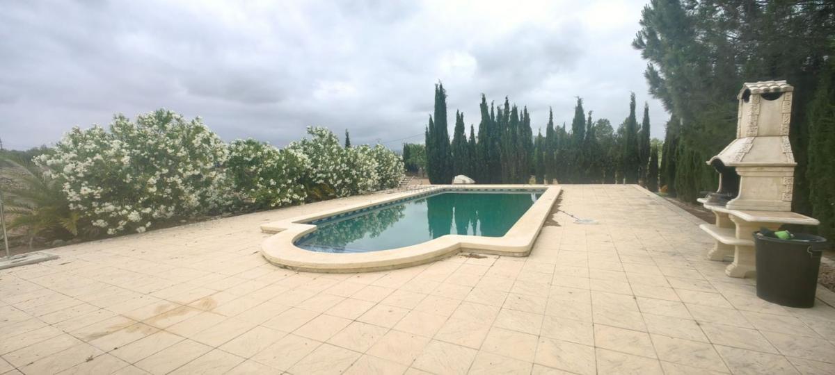 Venta de villa en Pinoso