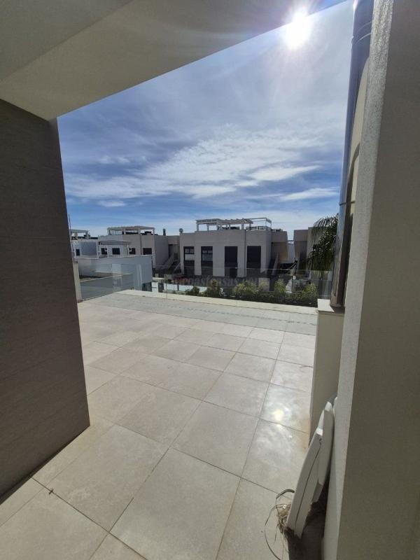 Venta de villa en Rojales