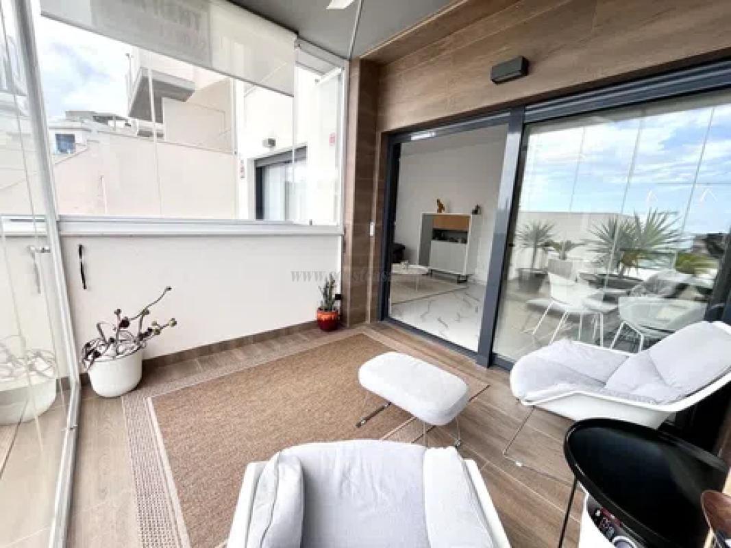 Venta de apartamento en San Miguel de Salinas