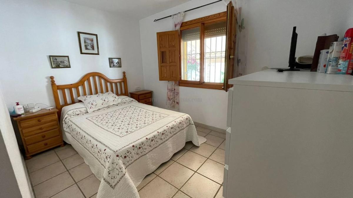 Venta de villa en Pilar de la Horadada