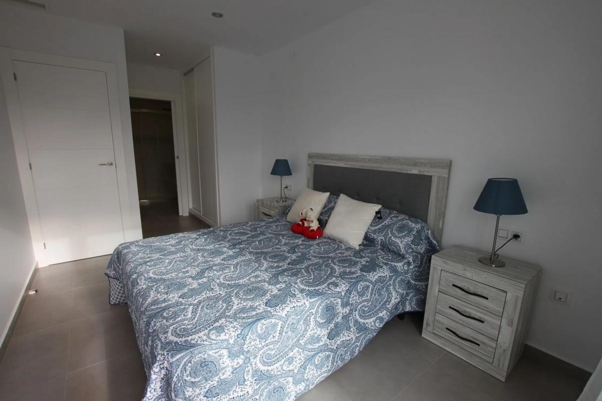 Venta de villa en Los Montesinos