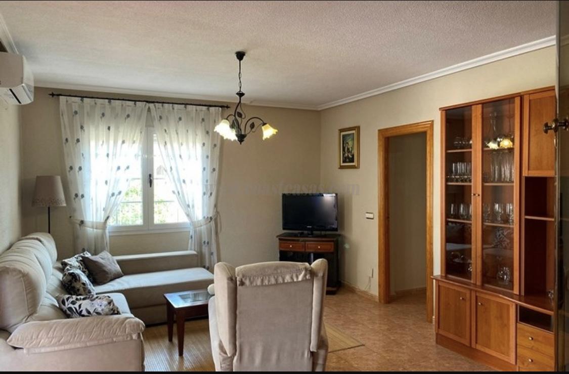 For sale of chalet in Torrevieja