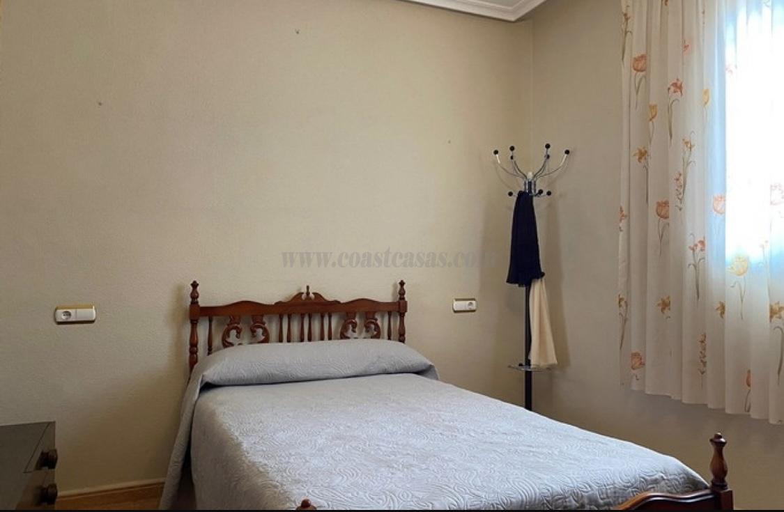 For sale of chalet in Torrevieja