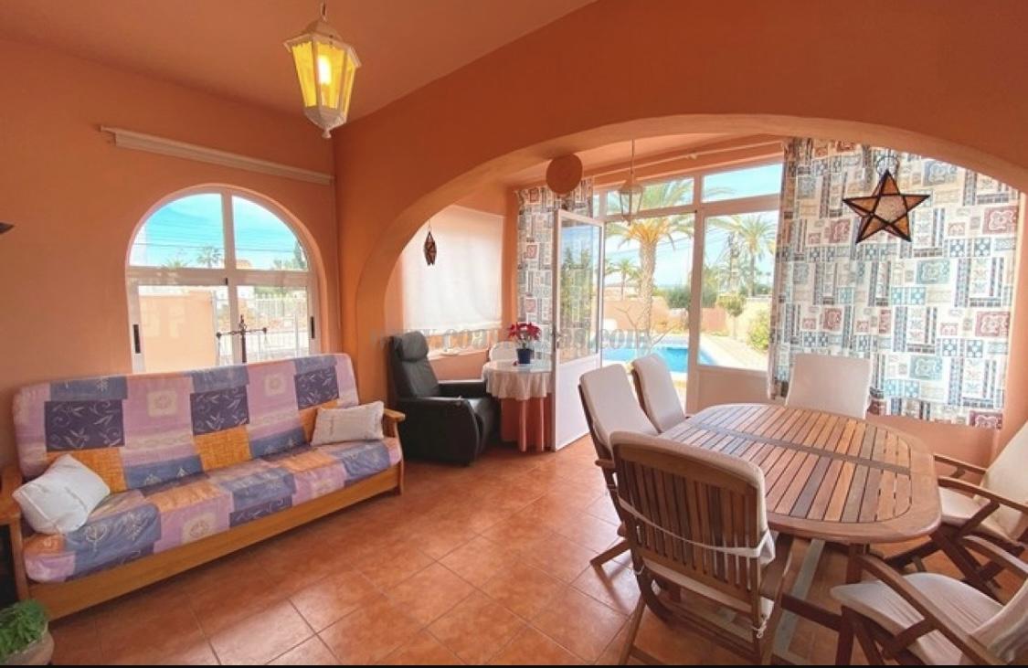 For sale of chalet in Torrevieja