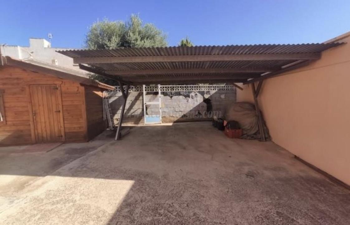 For sale of chalet in Torrevieja