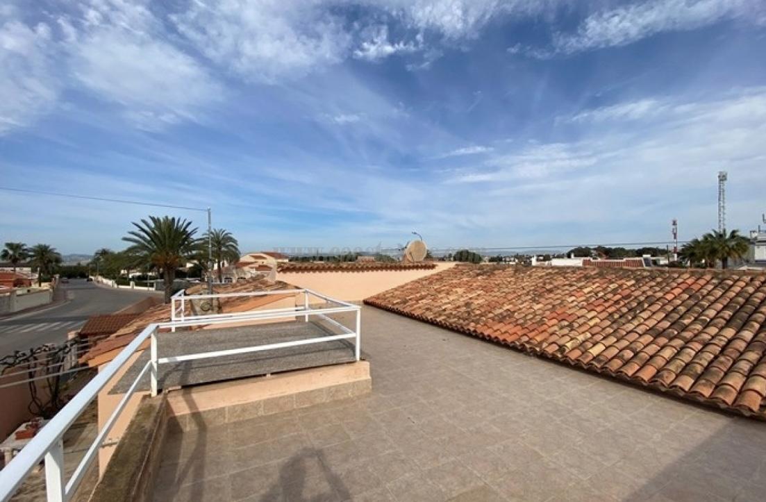 For sale of chalet in Torrevieja
