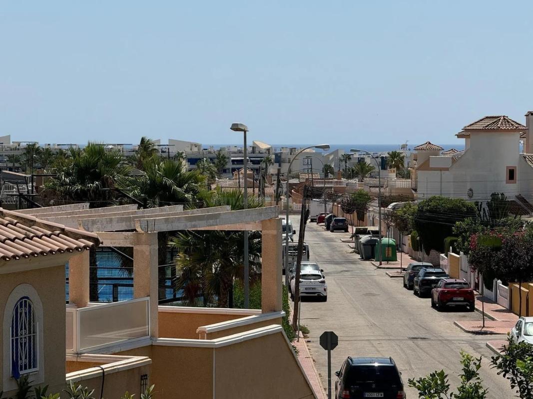Venta de villa en Orihuela