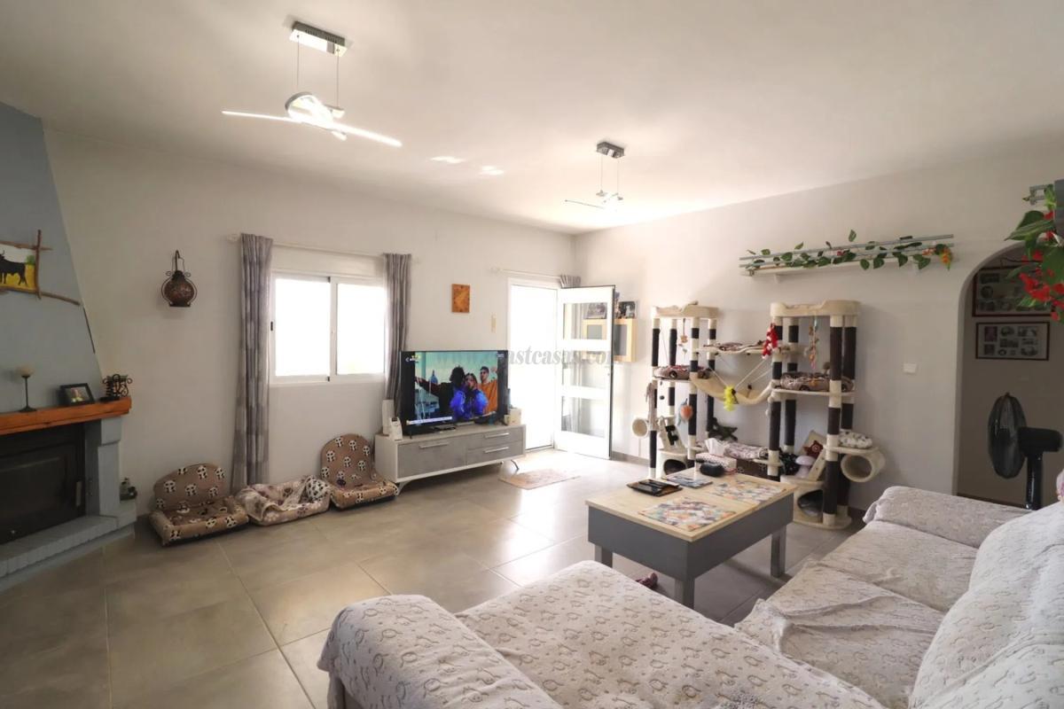 Venta de villa en Orihuela
