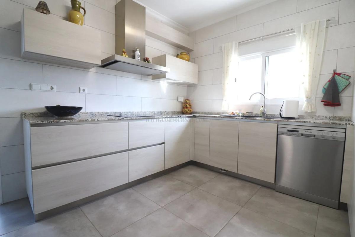Venta de villa en Orihuela