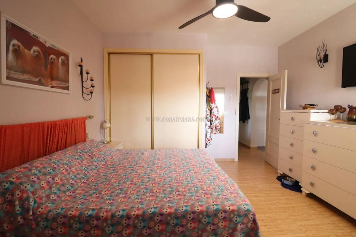 Venta de villa en Orihuela