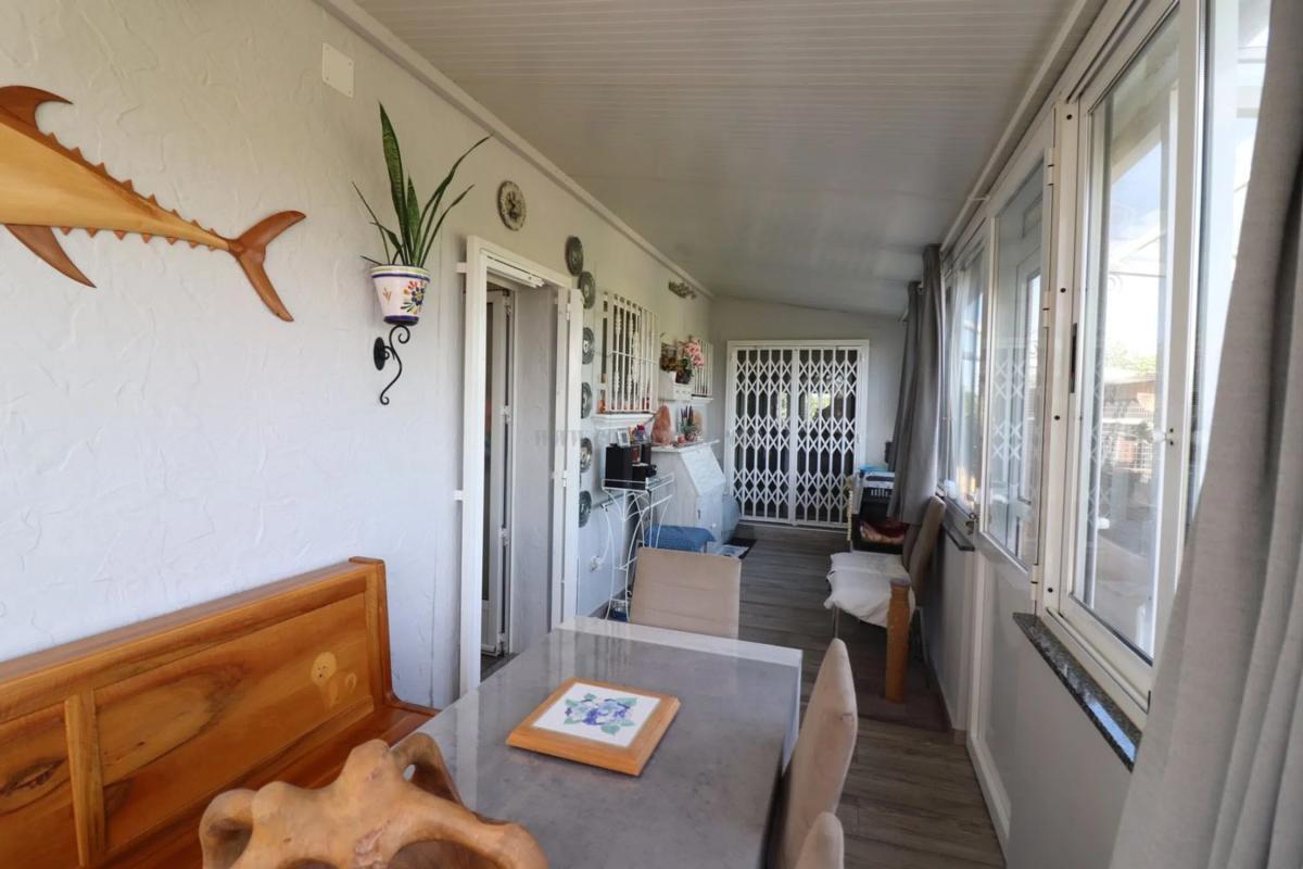 Venta de villa en Orihuela