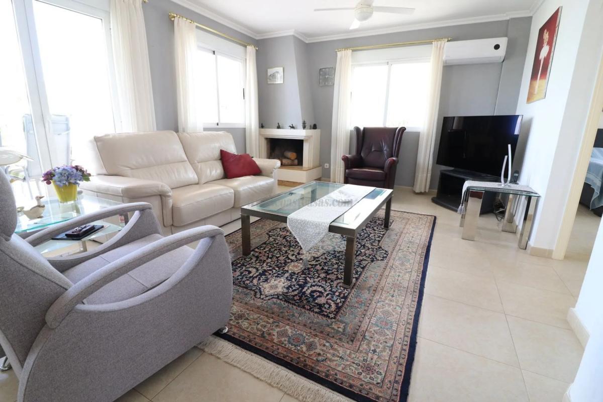 Venta de villa en Algorfa