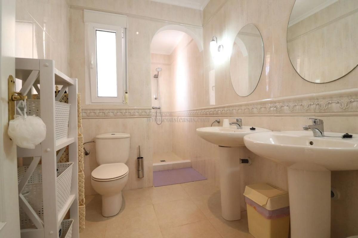 Venta de villa en Algorfa