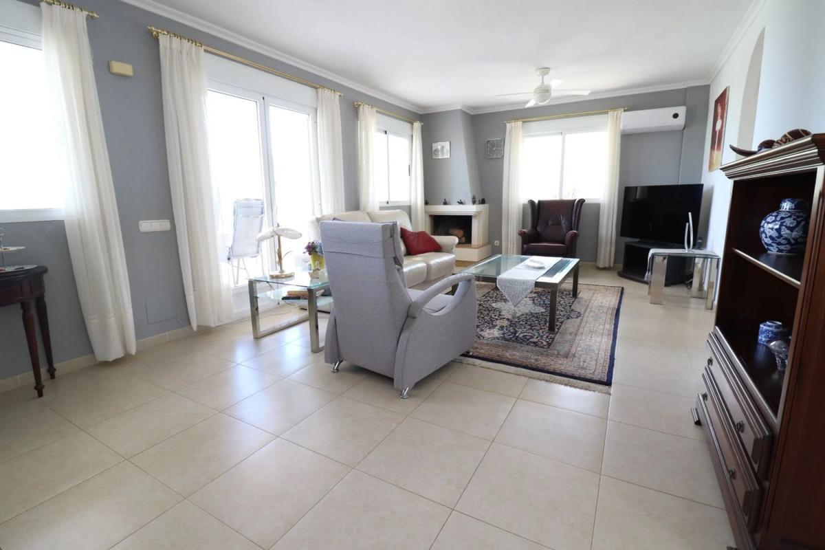 Venta de villa en Algorfa