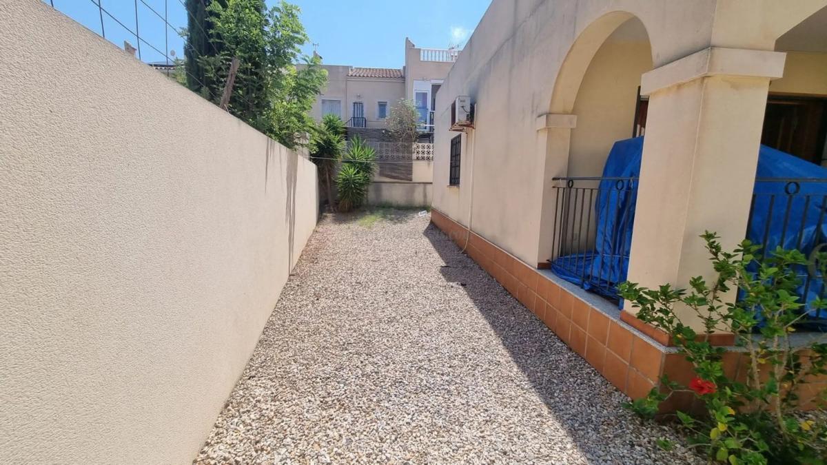 Venta de villa en Guardamar del Segura