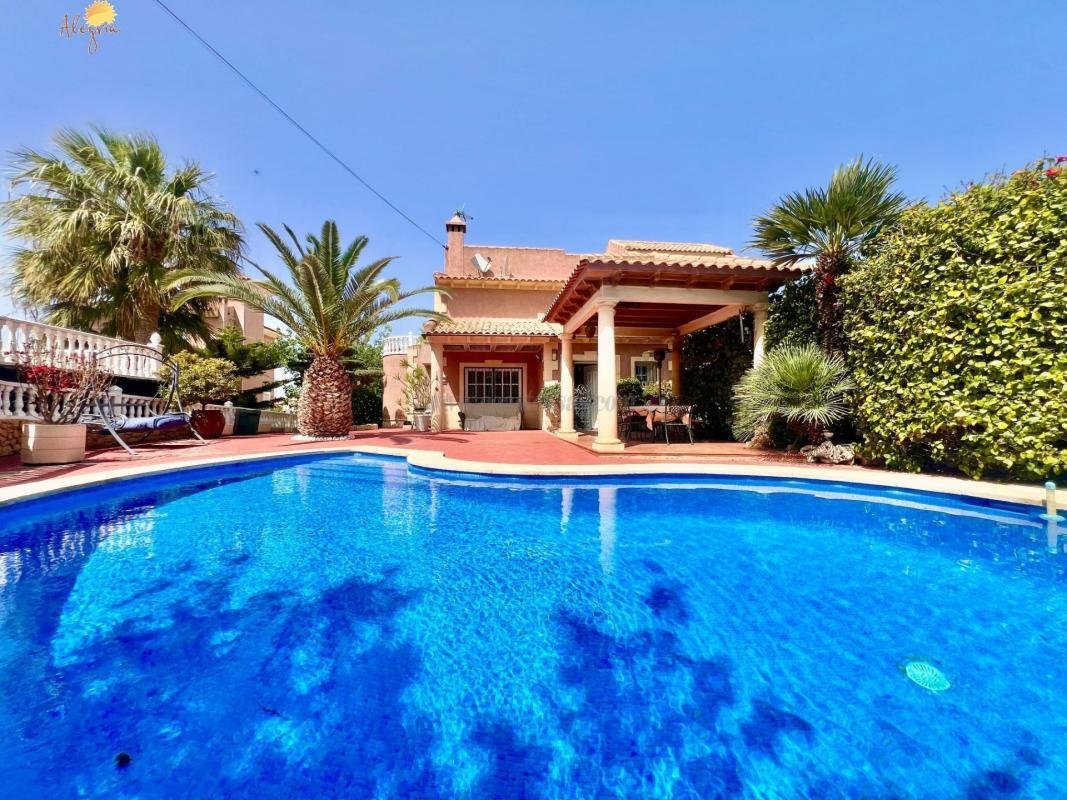 Venta de villa en Torrevieja