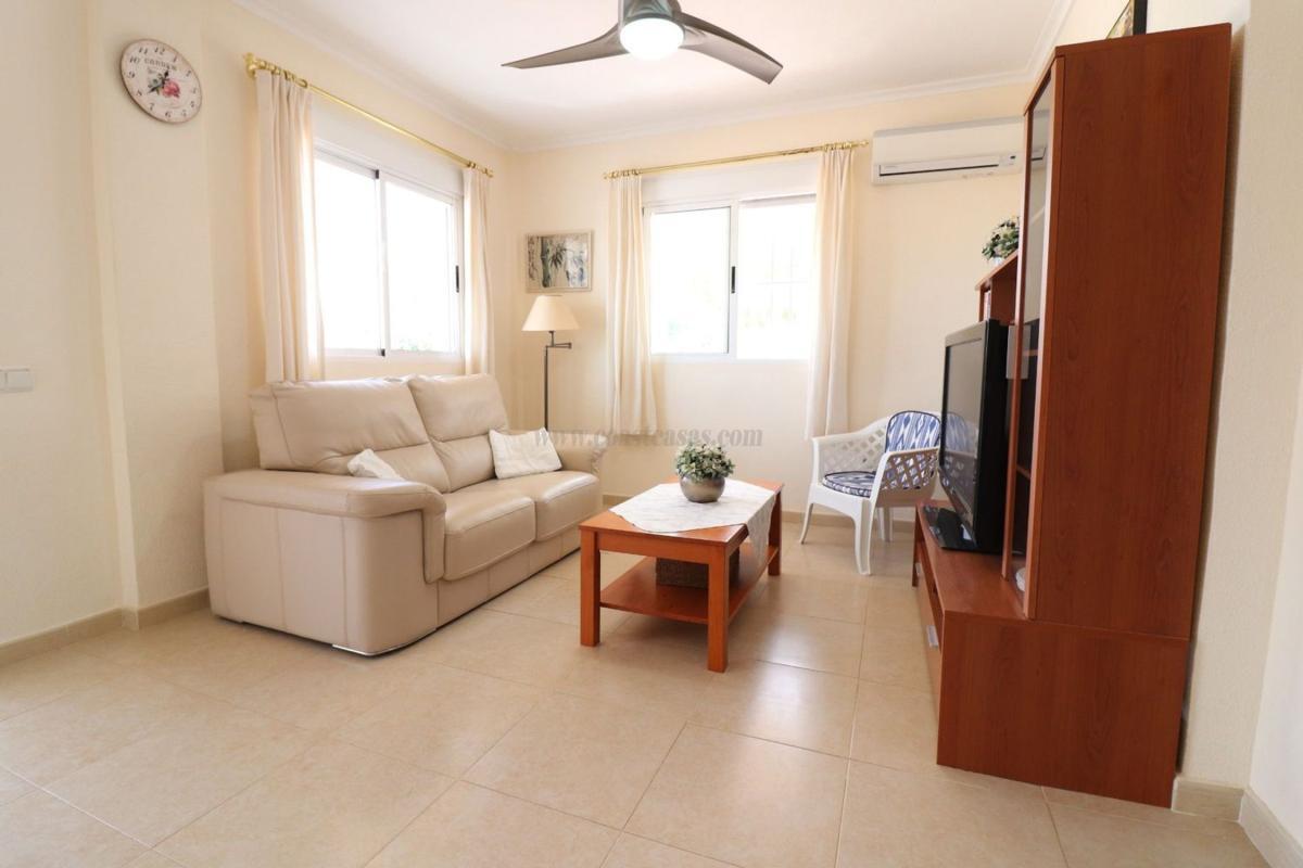 Venta de villa en Algorfa