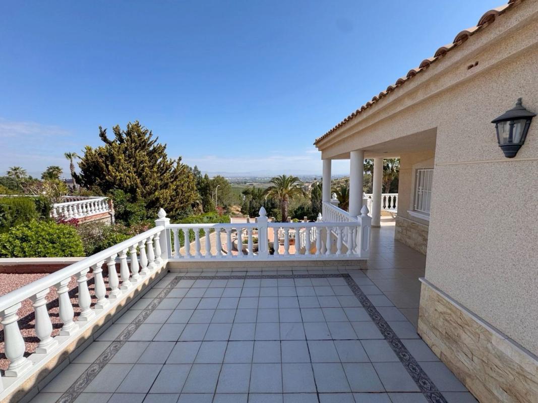 Venta de villa en Algorfa