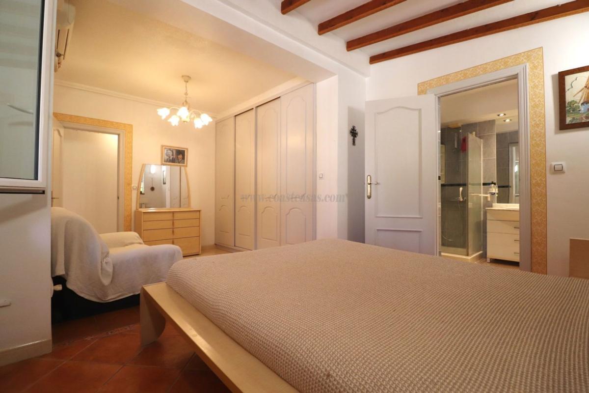 Venta de villa en Algorfa