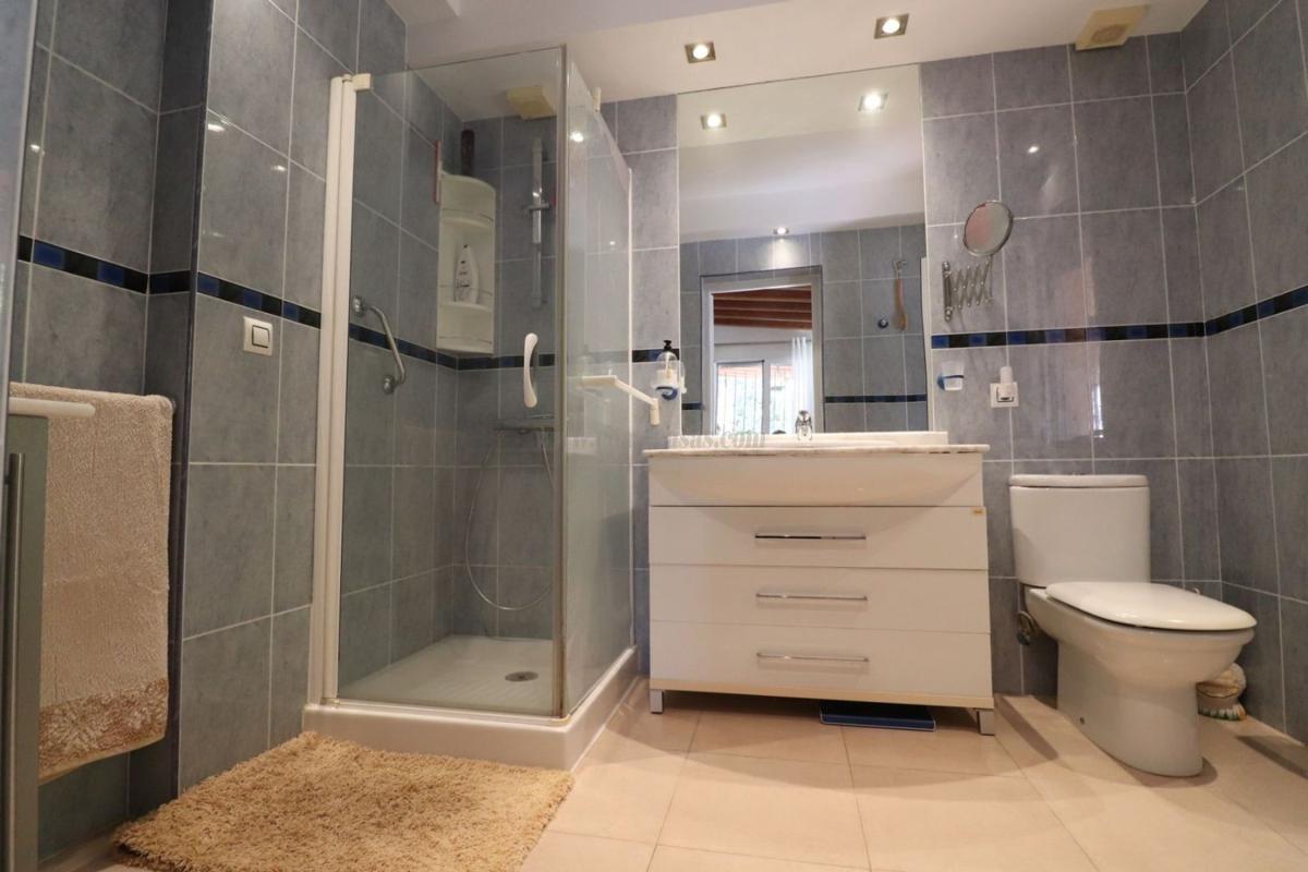 Venta de villa en Algorfa