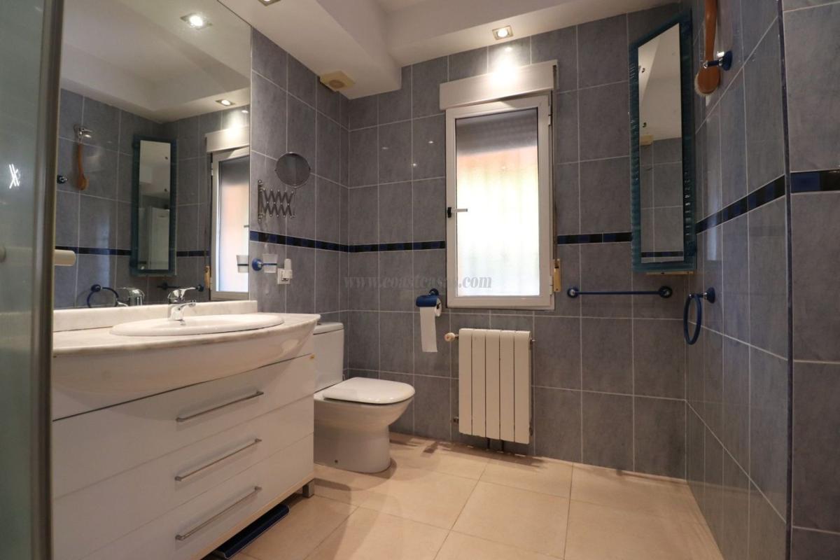 Venta de villa en Algorfa