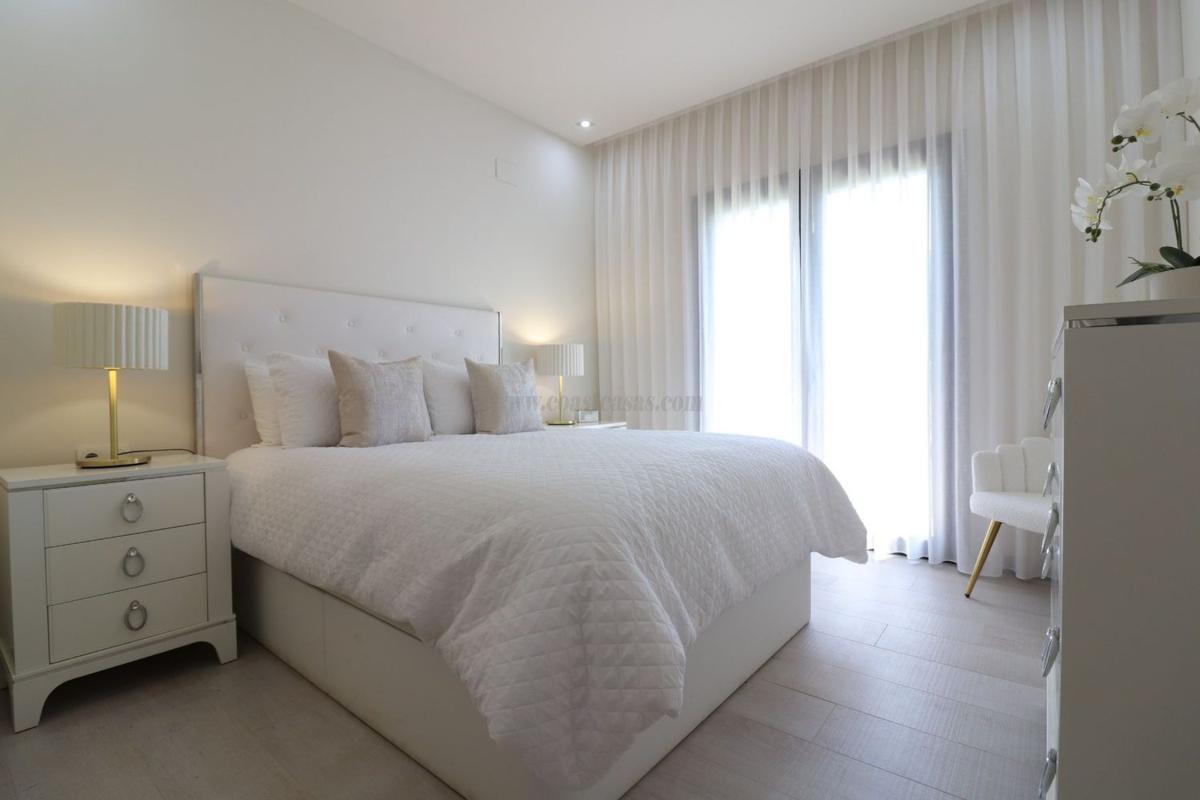 Venta de villa en Algorfa