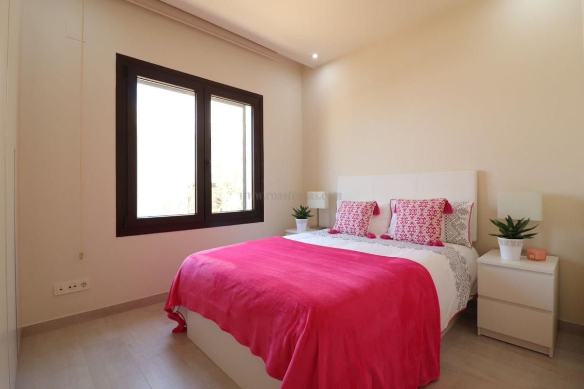 Venta de villa en Algorfa