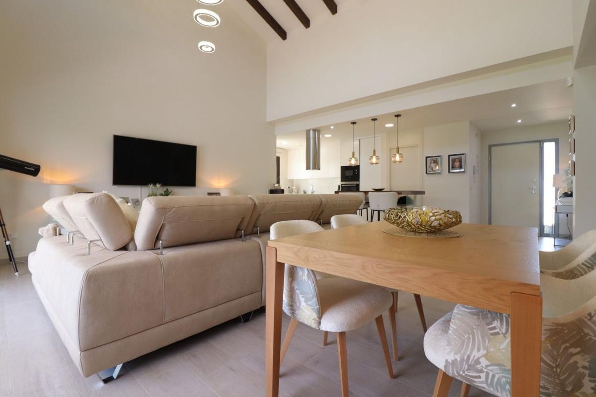 Venta de villa en Algorfa
