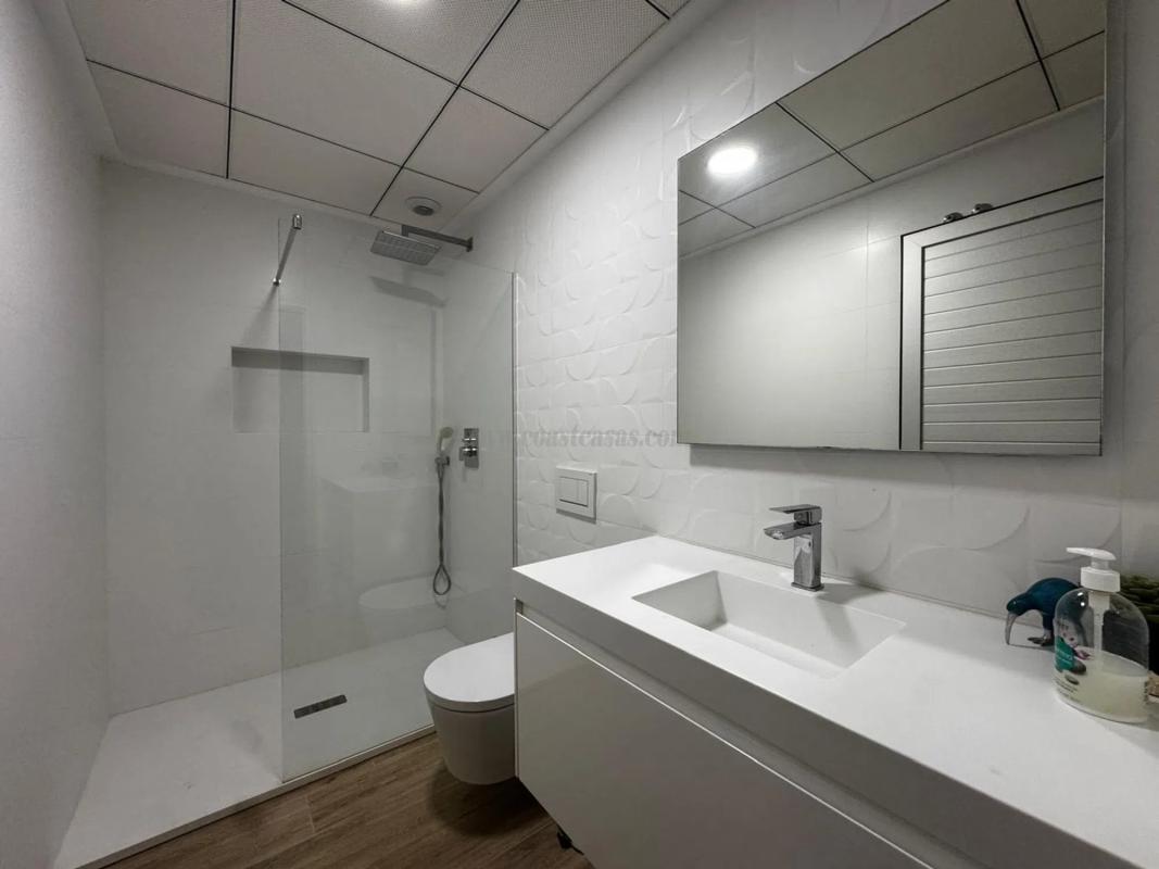 Venta de villa en Orihuela