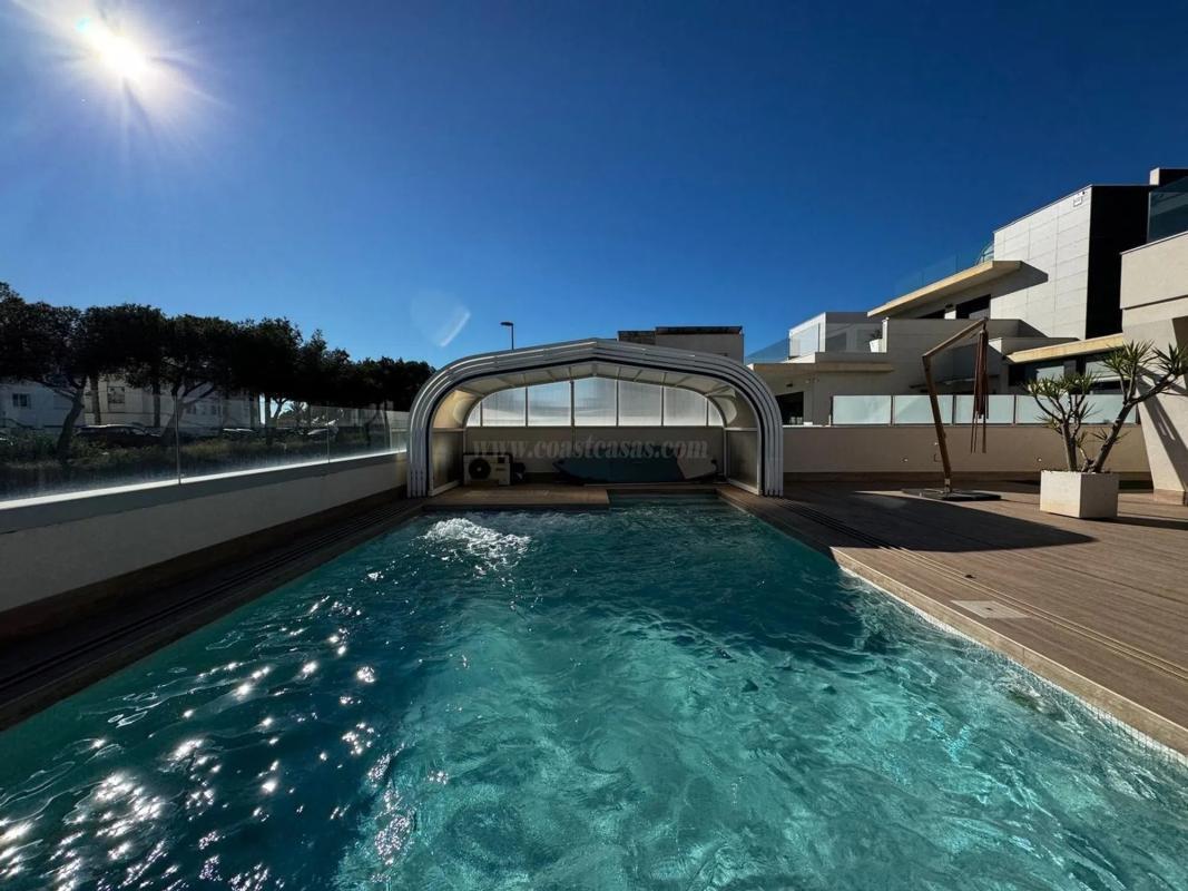 Venta de villa en Orihuela