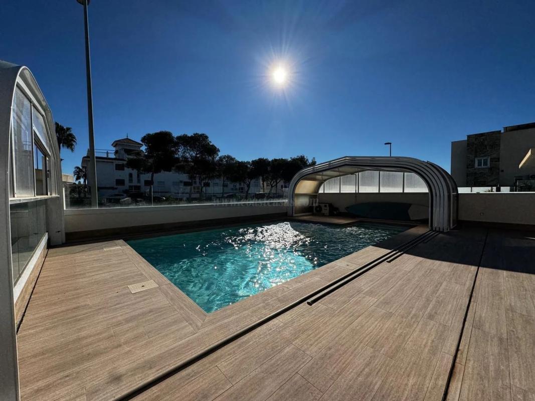 Venta de villa en Orihuela