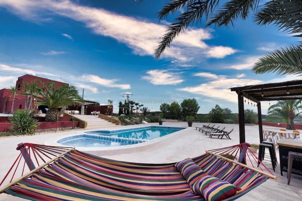 Venta de villa en Orihuela