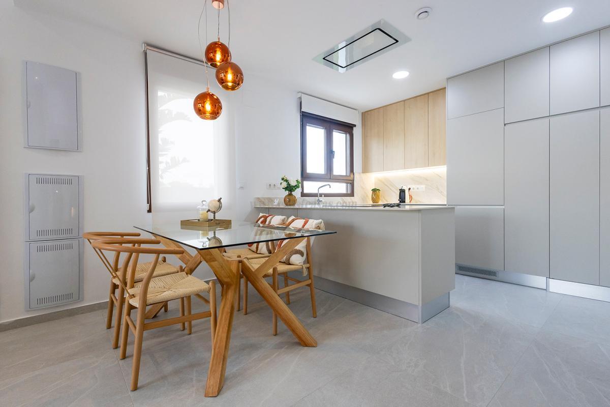 Venta de villa en Orihuela