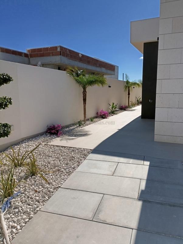 Venta de villa en Pilar de la Horadada