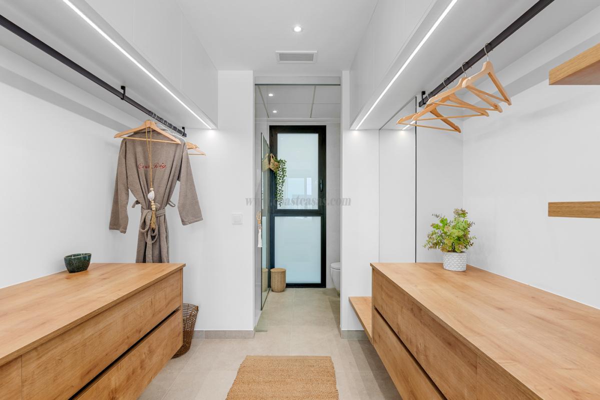 Venta de villa en Dolores