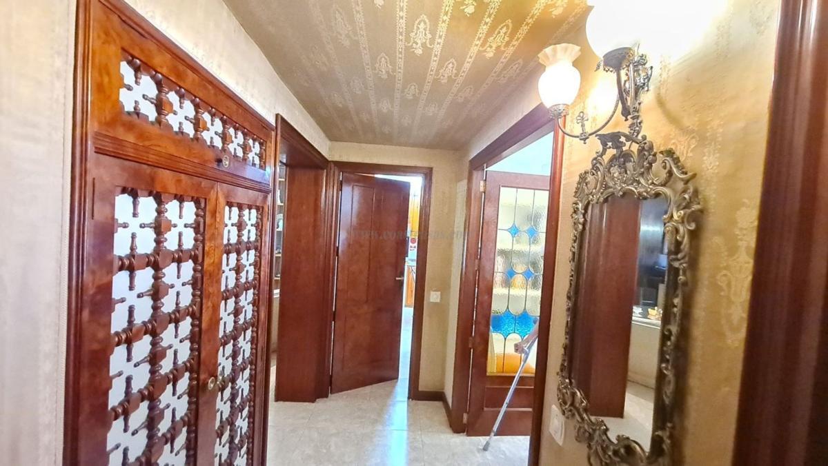 Venta de villa en Elda